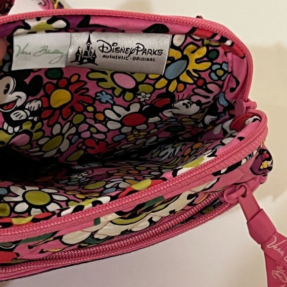 Vera Bradley Disney Just Mousing Around Mickey Crossbody Mini Hipster Purse Bag - Picture 8 of 9